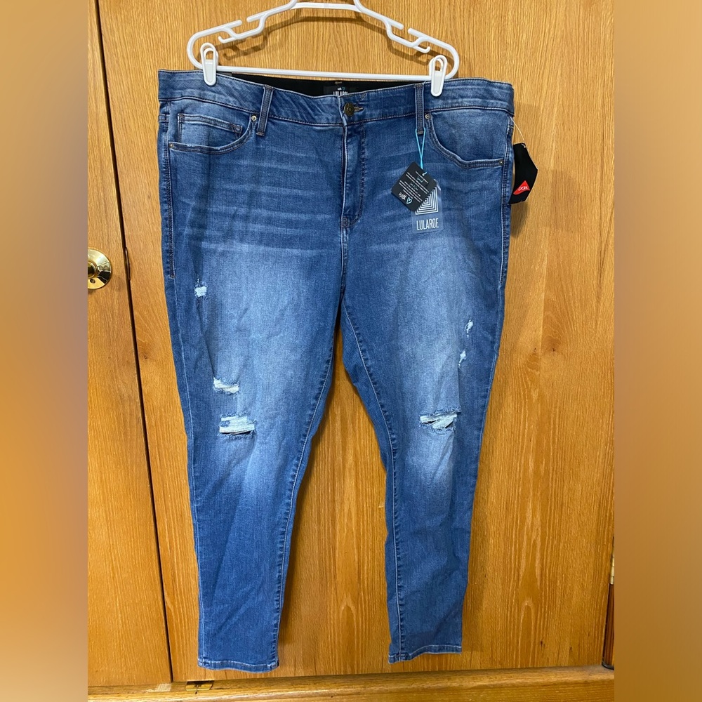 NWT Lularoe Distressed Skinny Jeans Size 44